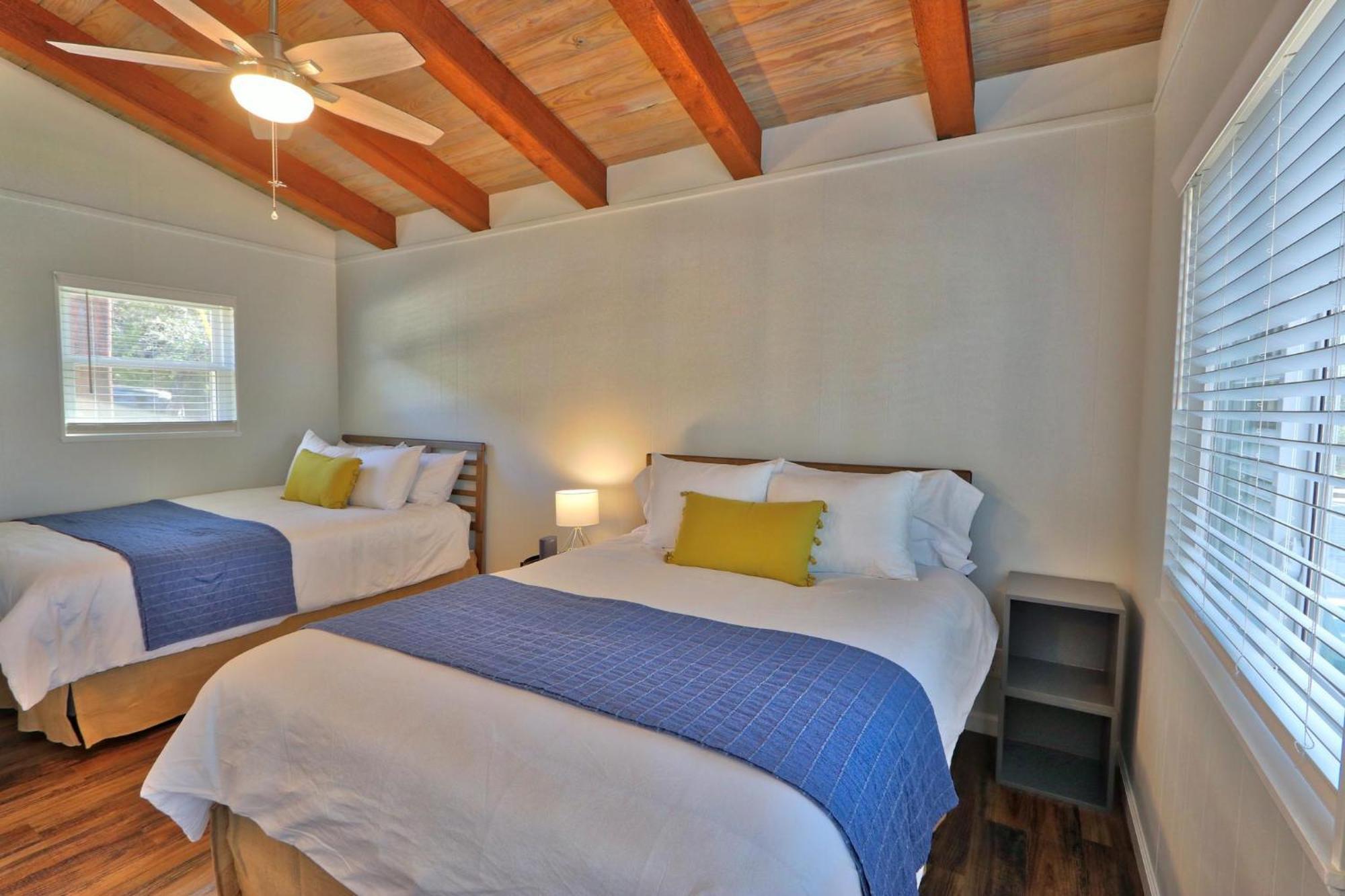 Millie'S Cottages Unit 2 - Annie Canyon Lake Ngoại thất bức ảnh