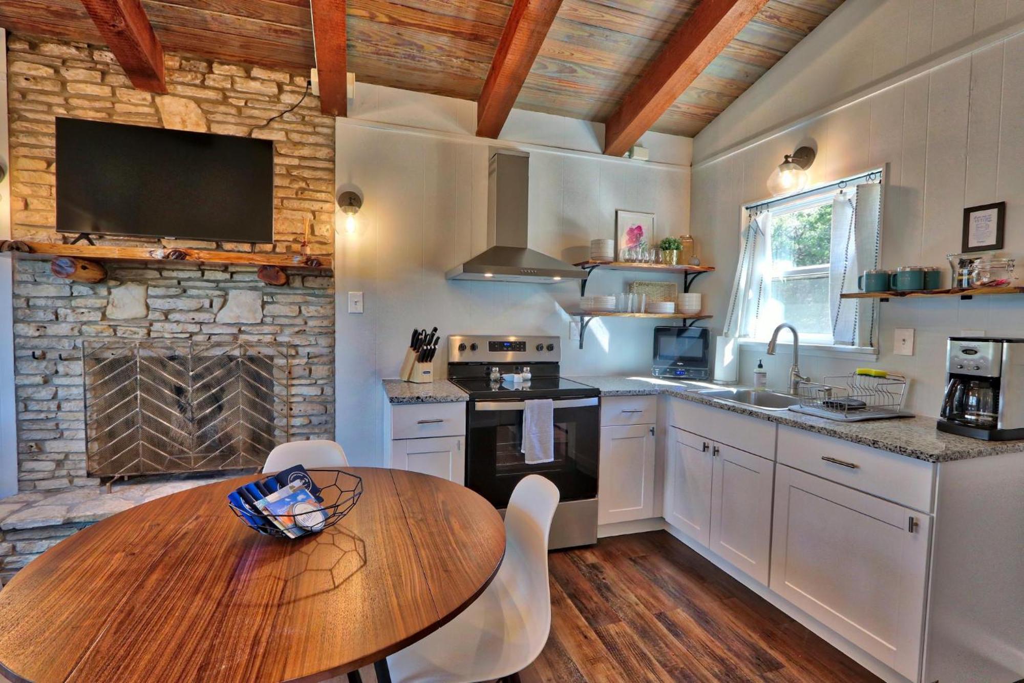 Millie'S Cottages Unit 2 - Annie Canyon Lake Ngoại thất bức ảnh